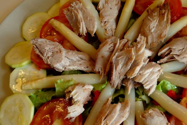 Ensalada de bonito Ensalada de bonito